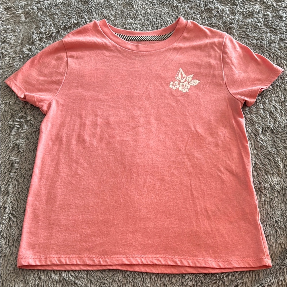🌺Volcom Tee🌺